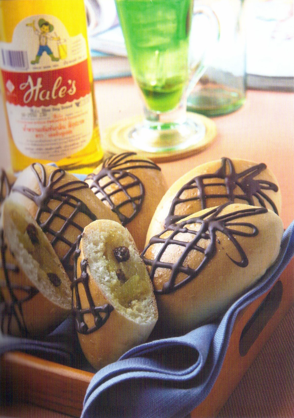 Peanut Butter Bread with Pineapple Fillings
