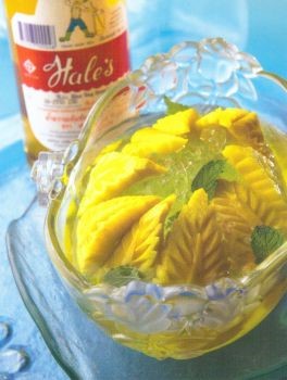 Pickled Mangoes with Pineapple Flavor